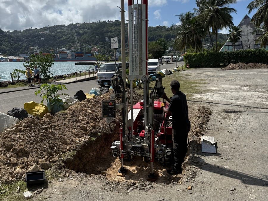 GID technician operating a Pagani CPT rig above Castries harbour for the Invest Saint Lucia Headquarters site