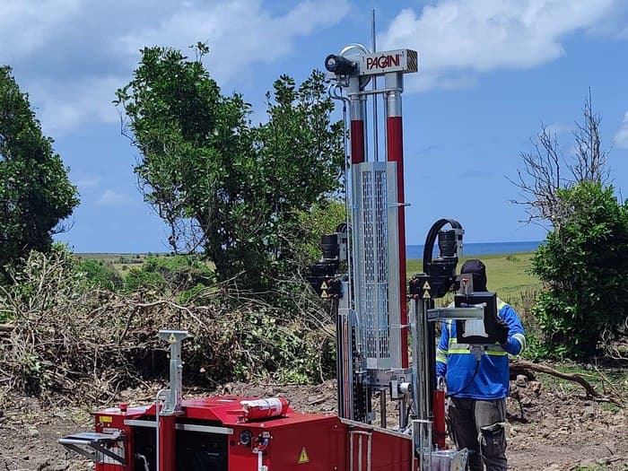 GID technician operating a Pagani rig for the Rubis fuel farm access road investigation
